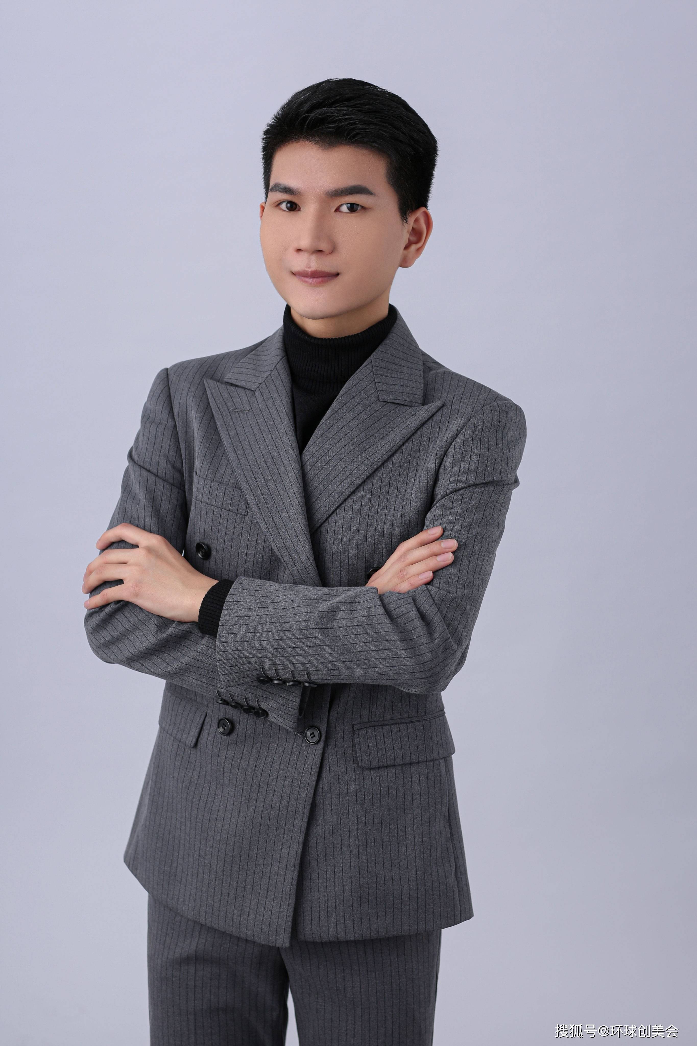 杨华 联合创始人 & 首席运营官